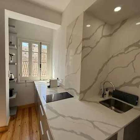 Athina Centre Luxury Renovated *