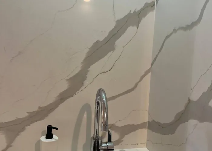 Lägenhet Centre Luxury Renovated Nicosia